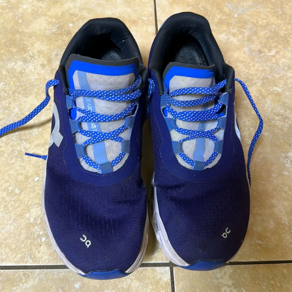 Cloud tech sneakers